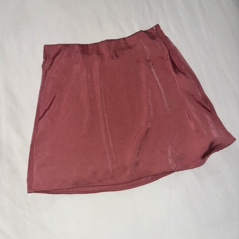 Chic Mauve Mini Skirt